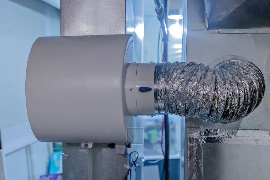 Advanced HVAC system with energy-efficient components and metal ductwork